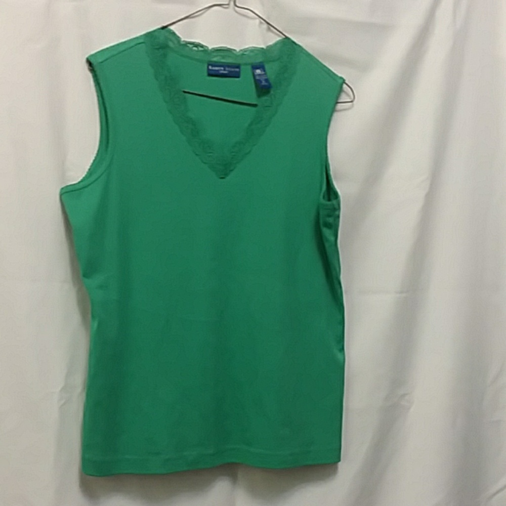 Lace trim tank